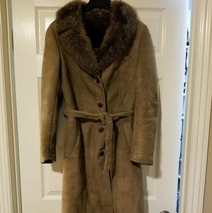 Meet your Posher, Taryn